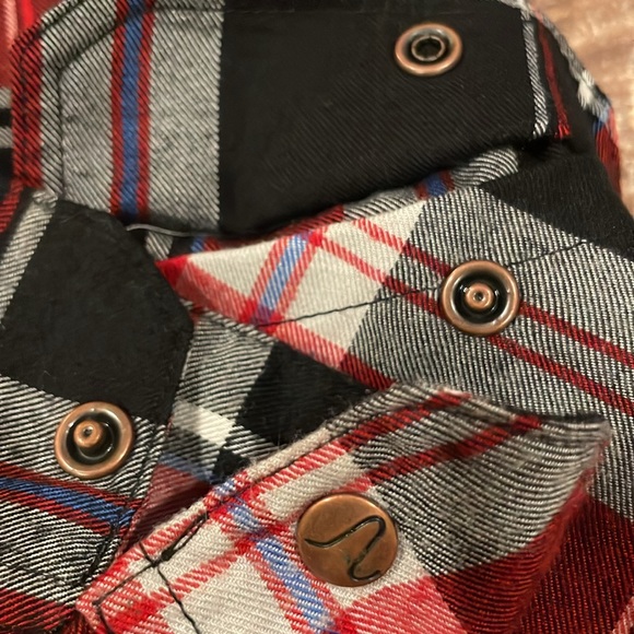 Volcom Classic Fit Flannel Button Down Shirt - Picture 10 of 10
